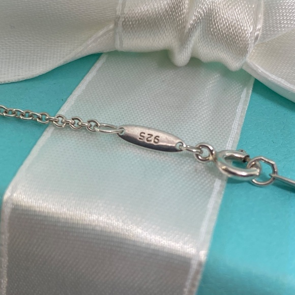 Tiffany & Co large Peretti open heart necklace 27mm 9.8 grams  16” silver 925 - Picture 7 of 8